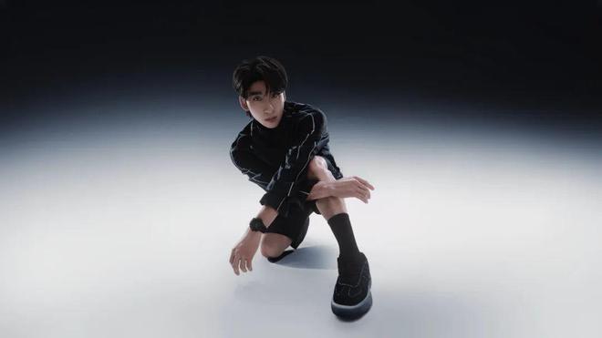 速滑世界冠军林孝埈成为品牌大使｜直男Daily吉利五大设计中心赋能银河M9；宇舶表宣布短道(图12)