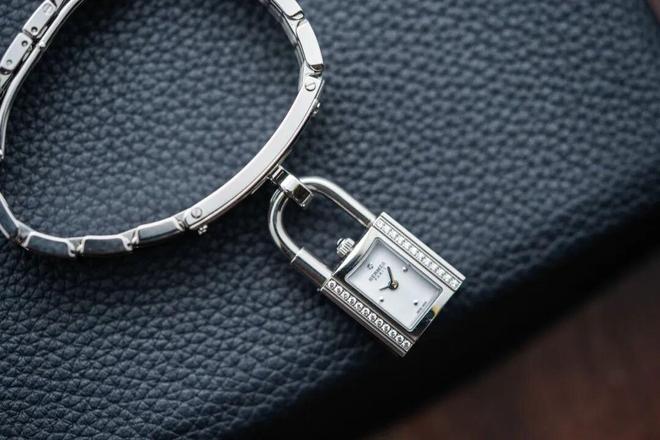 意十足的都市热款才是当下的购表好选!最适合2026年的表是它们!这些创(图15) 意十足的都市热款才是当下的购表好选!最适合2026年的表是它们!这些创(图15)